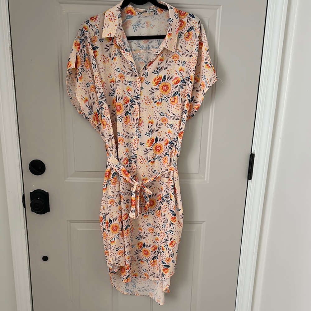 DAVI & DANI Pastel Floral Blouse